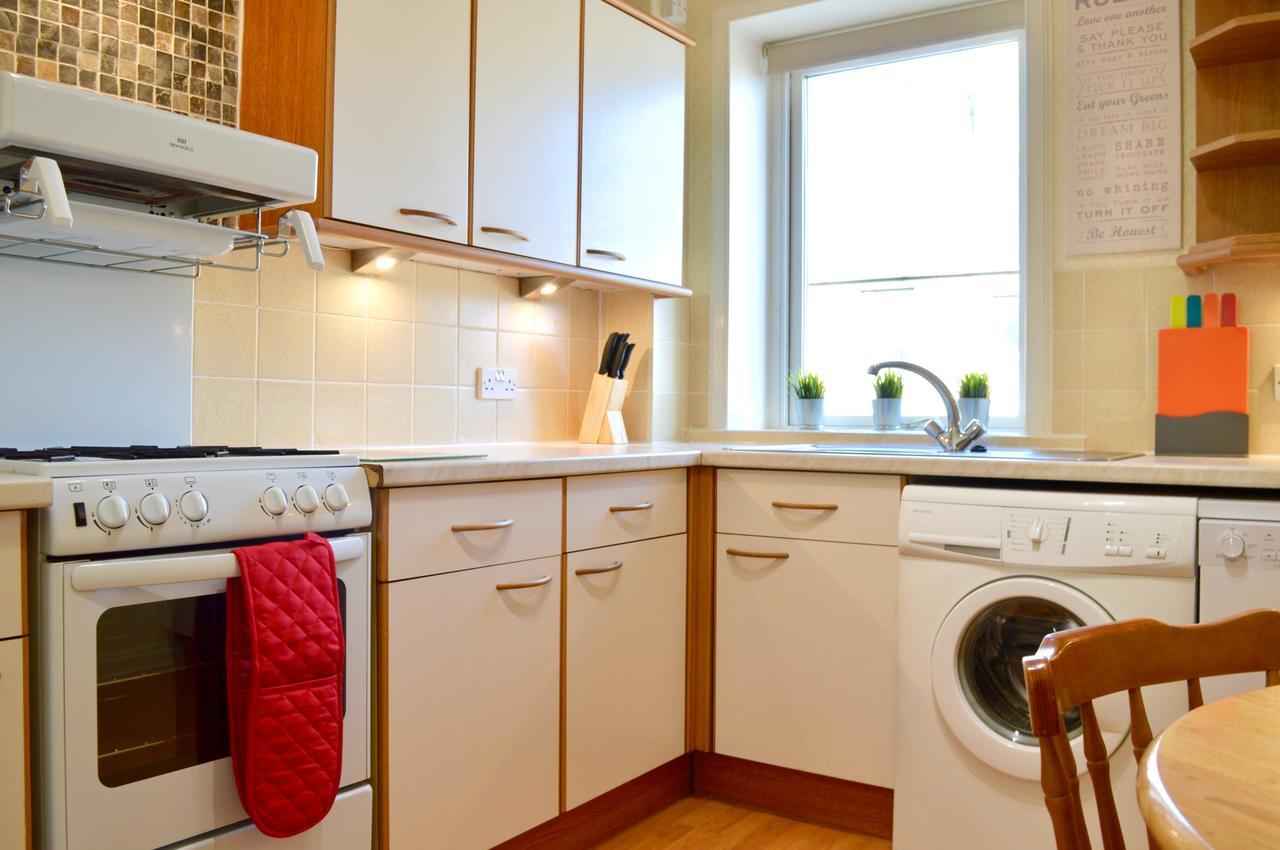 Crags View Apartment On The Royal Mile Edimburgo Esterno foto